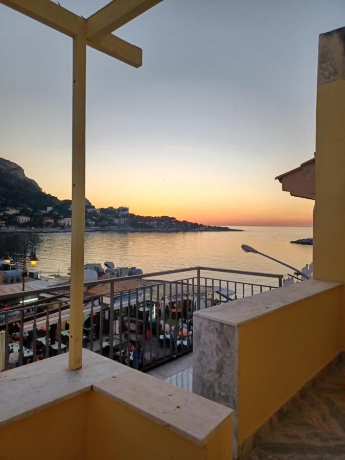 La Casetta Al Mare Palermo Bagian luar foto