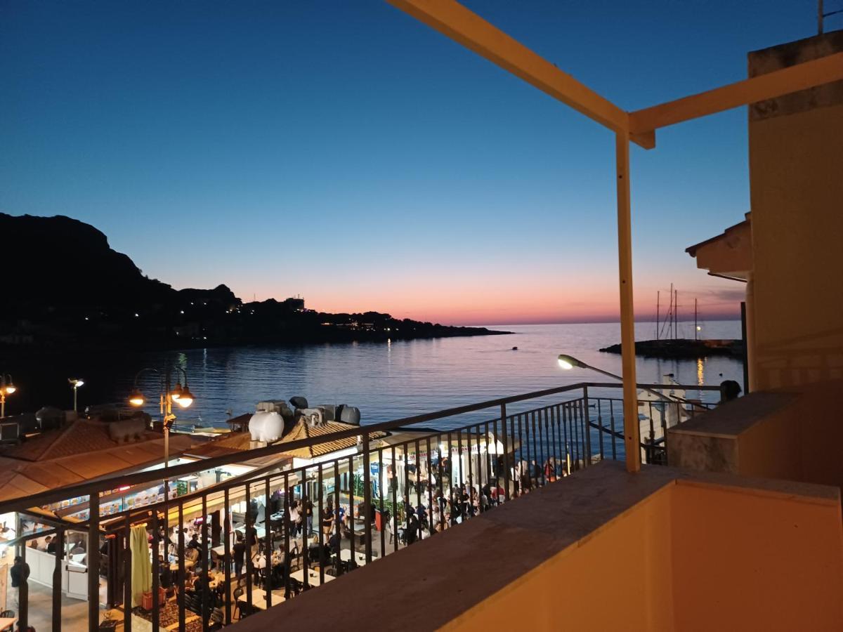 La Casetta Al Mare Palermo Bagian luar foto