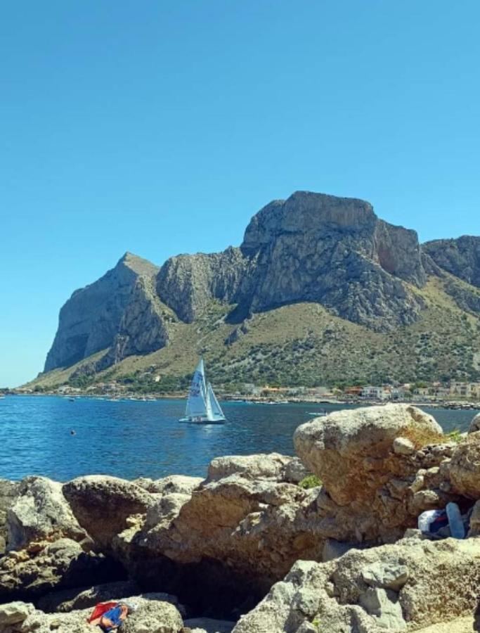 La Casetta Al Mare Palermo Bagian luar foto