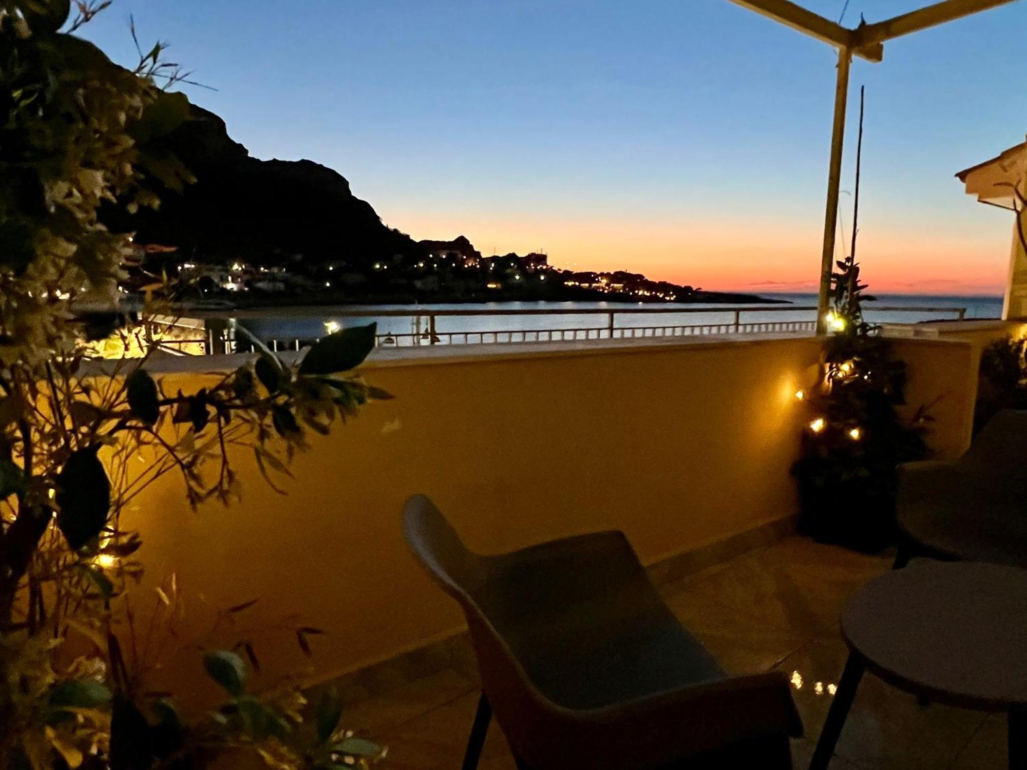 La Casetta Al Mare Palermo Bagian luar foto